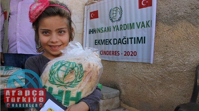 في 2020.. الإغاثة التركية توزع 153 مليون رغيف خبز بسوريا