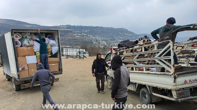 تركيا.. إرسال 10 شاحنات مساعدات لإدلب