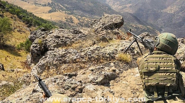 الدفاع التركية تعلن تحييد 3 إرهابيين من "بي كا كا" شمال العراق