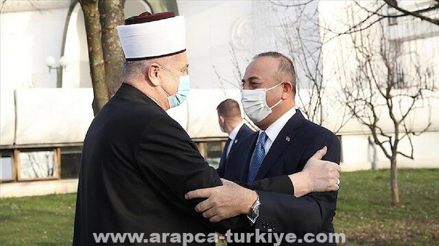 تشاووش أوغلو يؤكد وقوف تركيا بجانب مسلمي كرواتيا