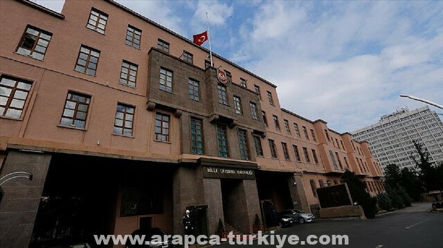 الدفاع التركية: سفير واشنطن أقر بمسؤولية "بي كا كا" عن المجزرة