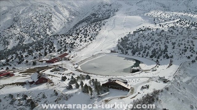 "جبل أرغان".. نجم مراكز الرياضات الشتوية في تركيا