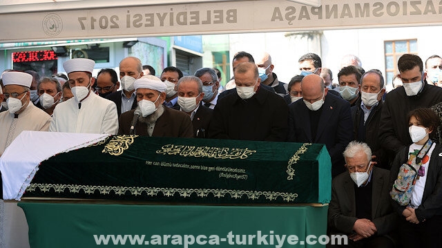 أردوغان يشارك في تشييع جنازة والدة وزير الداخلية