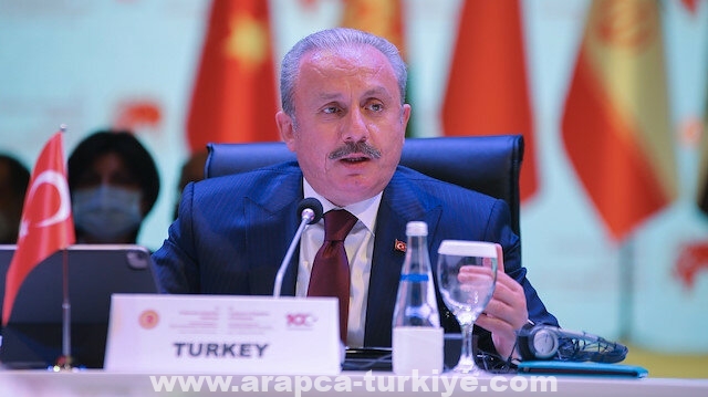 رئيس البرلمان التركي يدعو لعدم التمييز بين التنظيمات الإرهابية