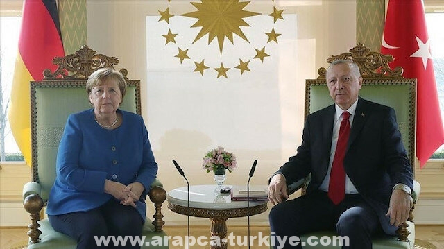 عبر اتصال مرئي.. أردوغان وميركل يعقدان اجتماعًا