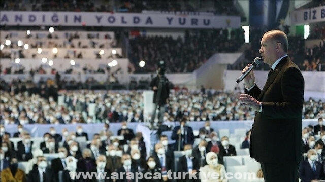 "العدالة والتنمية" يجدد الثقة بأردوغان رئيسا للحزب