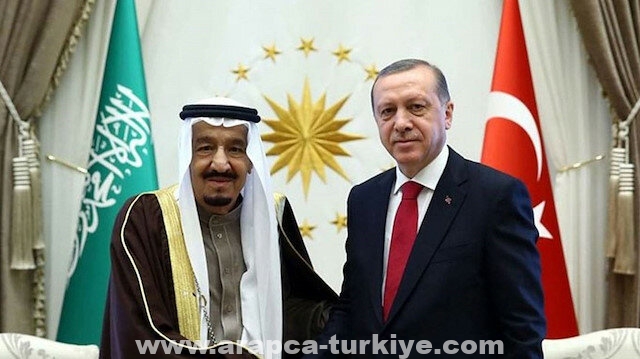 الرئيس أردوغان يهنئ العاهل السعودي بحلول رمضان