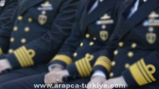 تركيا: توقيف 10 مشتبهين من موقعي بيان الضباط المتقاعدين