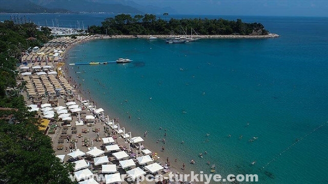 تركيا.. 2.5 مليار دولار عائدات السياحة في الربع الأول 2021