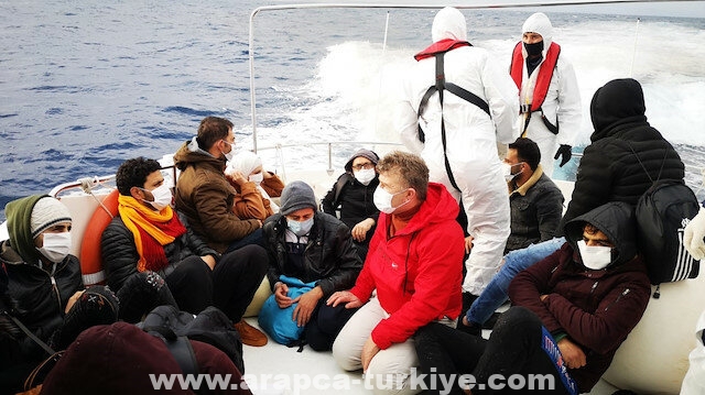 تركيا.. إنقاذ 15 مهاجرًا قبالة سواحل موغلا