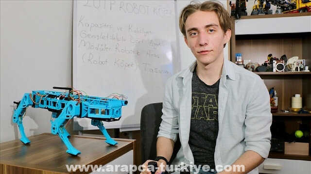 إبداعات طالب تركي.. "كلب روبوتي" متعدد الأغراض