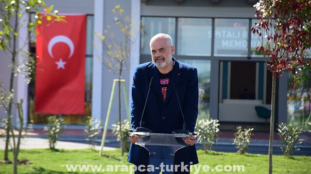 رئيس وزراء ألبانيا يشيد بالنظام الصحي في تركيا كنموذج يحتذى به