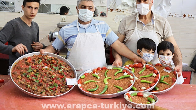 كباب كيليس.. يتربع على عرش أطباق رمضان جنوبي تركيا