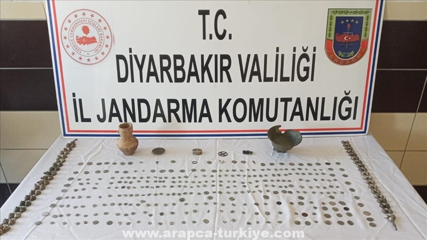 تركيا.. ضبط 328 قطعة أثرية في ديار بكر