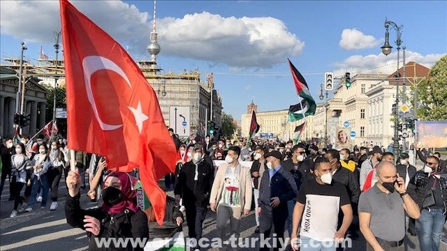 إسطنبول.. مظاهرة تنديدا باعتداءات إسرائيل على الفلسطينيين