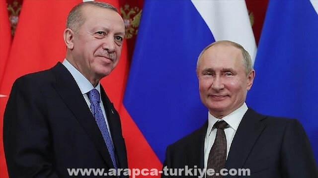 أردوغان وبوتين يبحثان هاتفيا ملفي سوريا و"قره باغ"