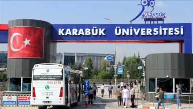 تركيا.. جامعة "قره بوك" تنظم ندوة حول اندماج الطلاب السوريين