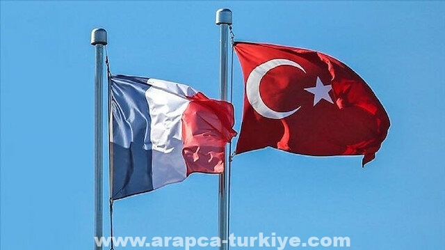 كورونا.. فرنسا ترفع حظر دخول القادمين من تركيا