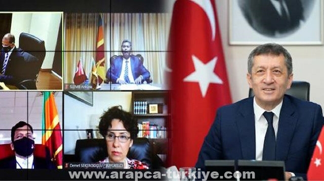 تركيا وسريلانكا تبحثان تعزيز العلاقات الاقتصادية