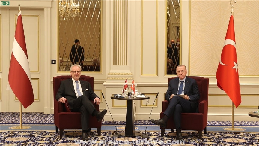أردوغان يلتقي نظيره اللاتفي في بروكسل
