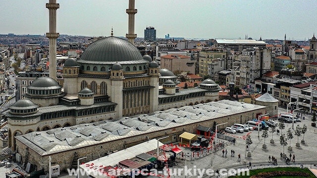 مسجد وكنيسة ومركز ثقافي.. ميدان "تقسيم" قلب إسطنبول النابض