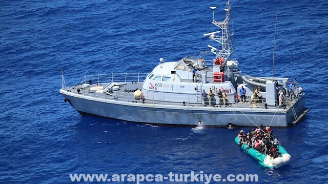 فرقاطة تركية تنقذ 80 مهاجرًا بالمتوسط