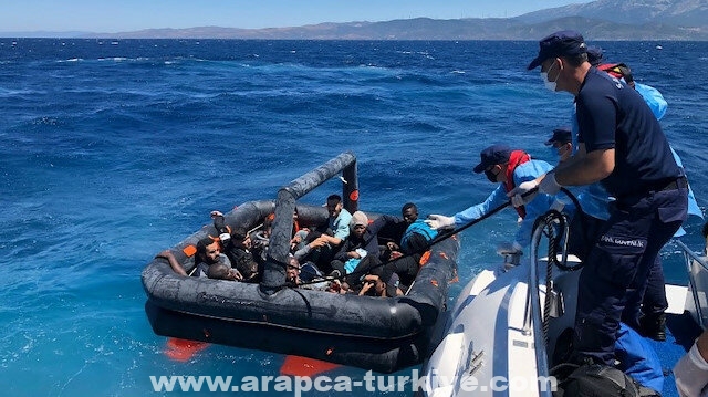 تركيا.. إنقاذ 26 طالب لجوء قبالة سواحل إزمير