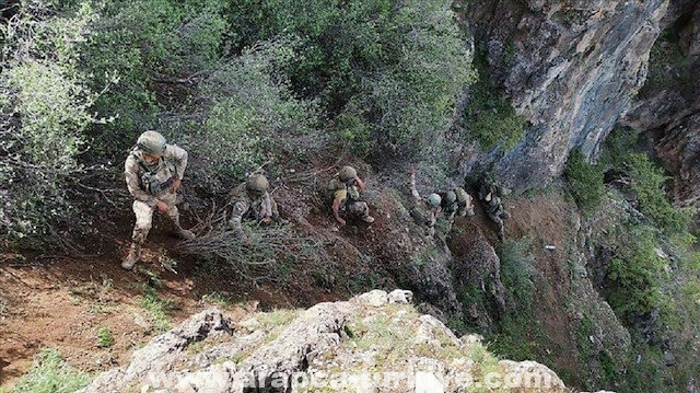 الدفاع التركية: تحييد إرهابيين اثنين من "بي كا كا" شمالي العراق