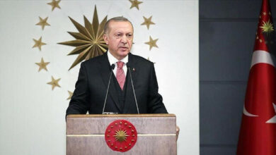 الرئيس أردوغان: حاسبنا وسنواصل محاسبة الخونة