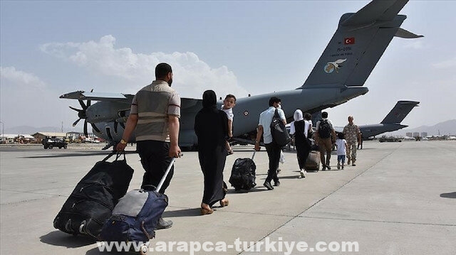 تركيا تجلي 200 من مواطنيها بأفغانستان