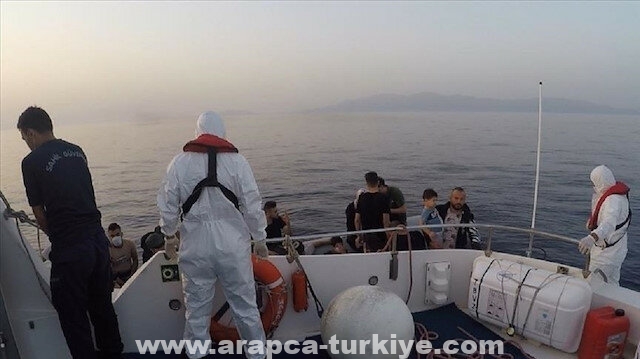 إنقاذ 49 مهاجرًا غير نظامي قبالة السواحل الغربية لتركيا