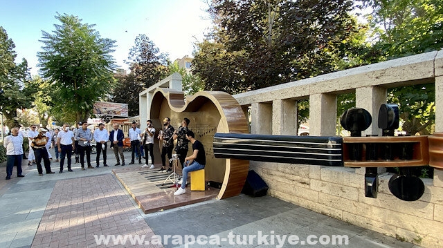 بلدية تركية تعد محطات خاصة لفناني الشوارع