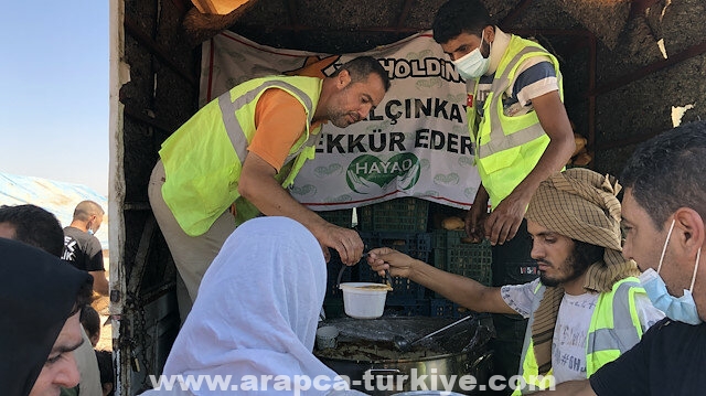 جمعية تركية تقدم الطعام الساخن لـ 1000 سوري يوميا