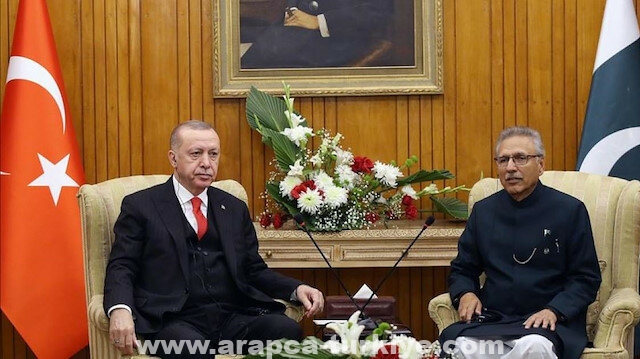 الرئيس أردوغان يلتقي نظيره الباكستاني بإسطنبول