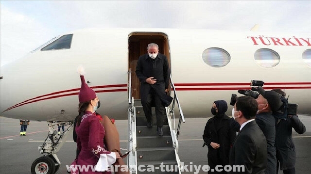 كازاخستان.. رئيس البرلمان التركي يصل مدينة تركستان