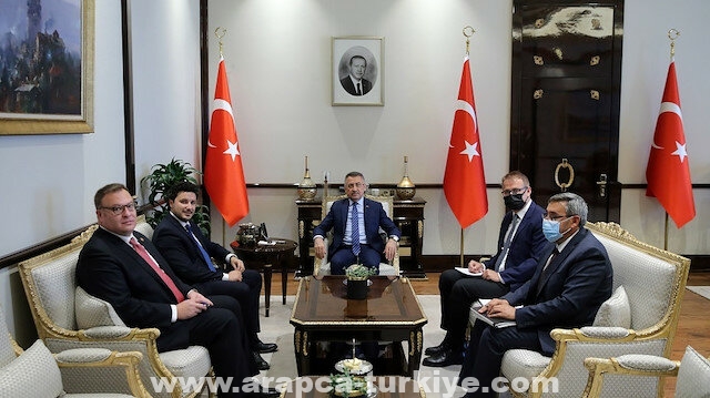 تركيا.. أوقطاي يلتقي نائب رئيس وزراء الجبل الأسود