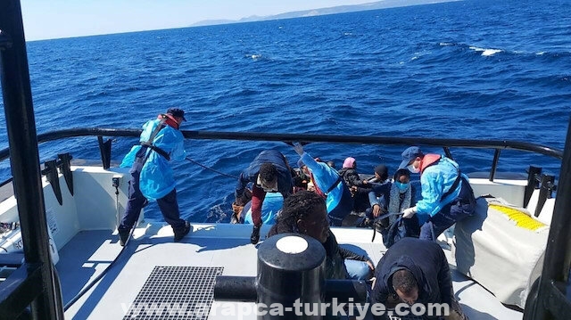 تركيا.. إنقاذ 60 طالب لجوء تركتهم اليونان بعرض البحر
