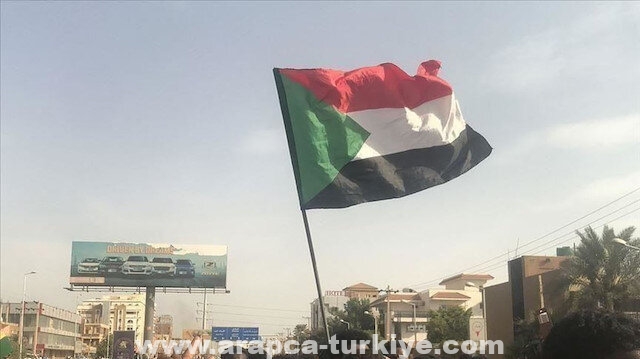 "الشيوعي السوداني": قرارات البرهان إعادة لنظام البشير "الدكتاتوري"