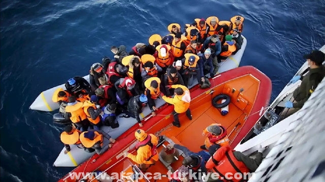 خفر السواحل التركي ينقذ 212 مهاجرًا أعادتهم اليونان
