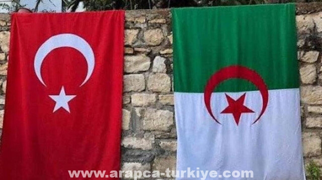 الجزائر وتركيا تبحثان مشاريع تعاون جديدة بقطاع الطاقة