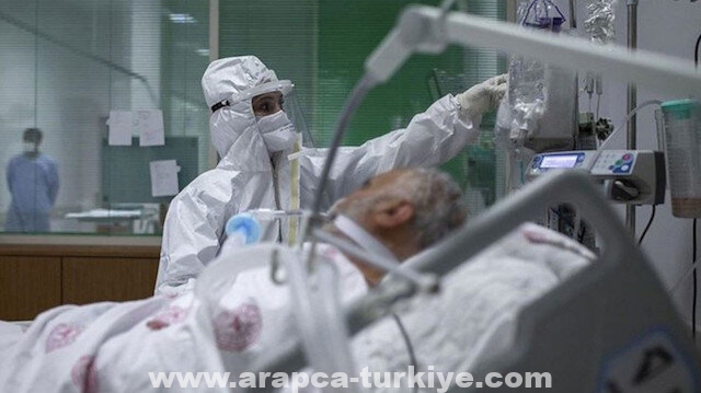 تركيا تسجل 210 وفيات بكورونا