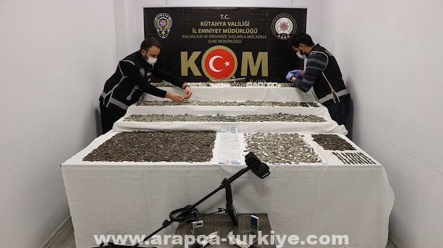 ضبط أكثر من 25 ألف قطعة أثرية غربي تركيا