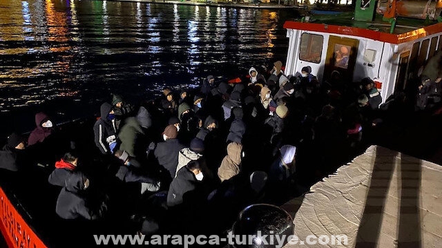 ضبط 179 مهاجرا غير نظامي غربي تركيا