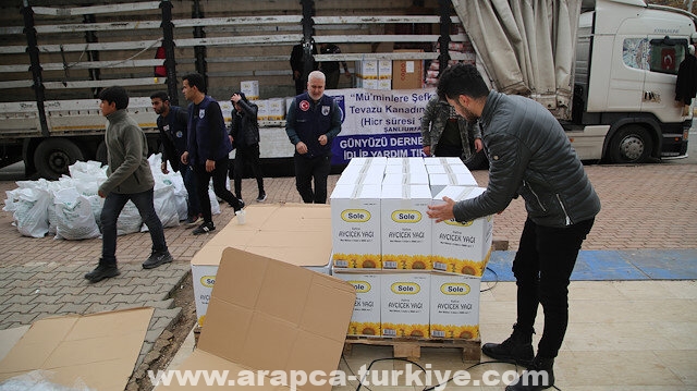 شانلي أورفة التركية ترسل مساعدات إنسانية لإدلب