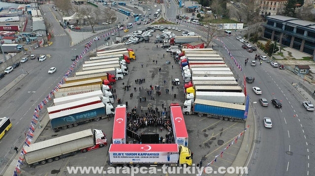 100 شاحنة مساعدات تنطلق من إسطنبول باتجاه إدلب