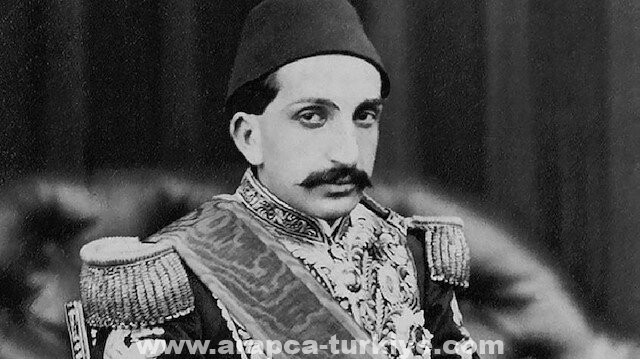 كيف واجه السلطان عبد الحميد اضطرابات الأرمن؟