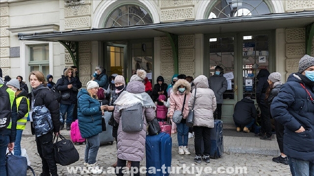عدد اللاجئين من أوكرانيا يلامس 2.5 مليونًا