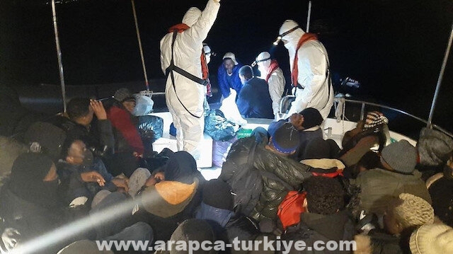 إنقاذ 189 مهاجرا قبالة السواحل الغربية لتركيا