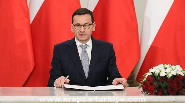 رئيس وزراء بولندا يتهم روسيا بالتخطيط للسيطرة على ثلث أوكرانيا