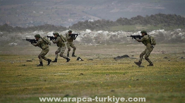 الدفاع التركية تعلن تحييد 3 إرهابيين شمالي سوريا